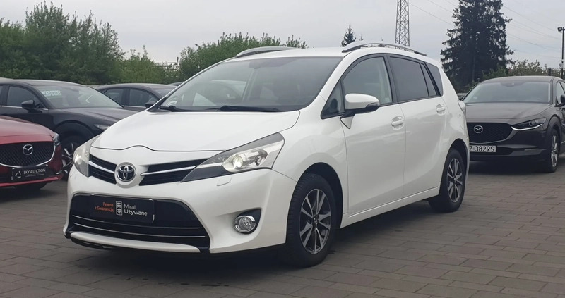 Toyota Verso cena 43900 przebieg: 212372, rok produkcji 2013 z Sulechów małe 352